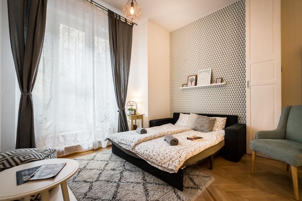 Bpr Charming Design Apartment With Balcony, A/C Budapest Esterno foto